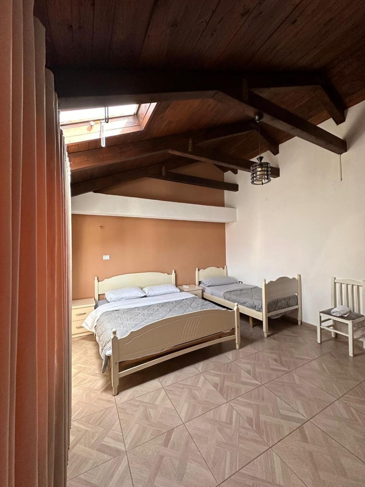 Kultura Hostel شكودر المظهر الخارجي الصورة