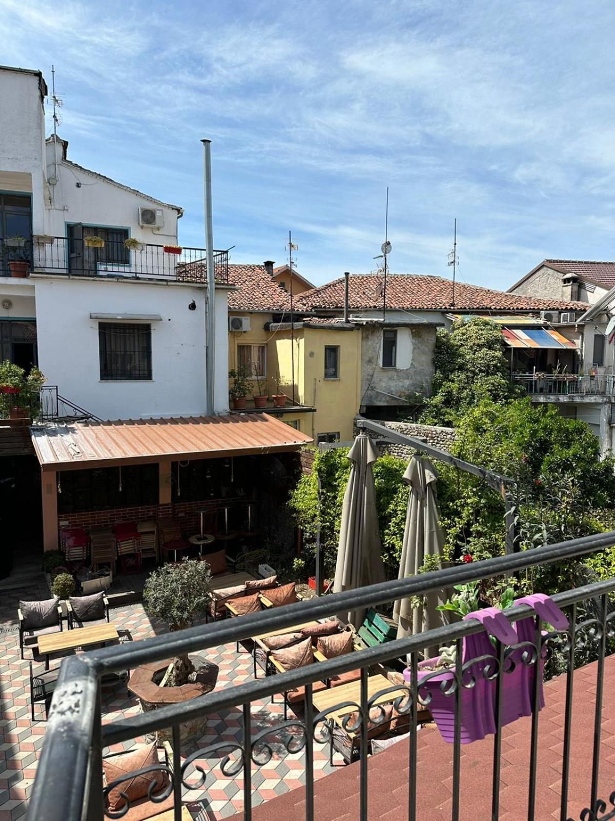 Kultura Hostel شكودر المظهر الخارجي الصورة